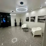 Appartement Elegant Design With Pool, Sauna, And Private Parking