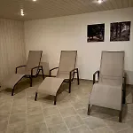 Elegant Design With Pool, Sauna, And Private Parking * Laax