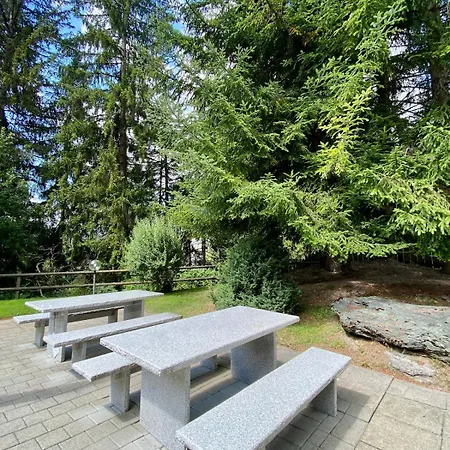 Elegant Design With Pool, Sauna, And Private Parking 아파트 *