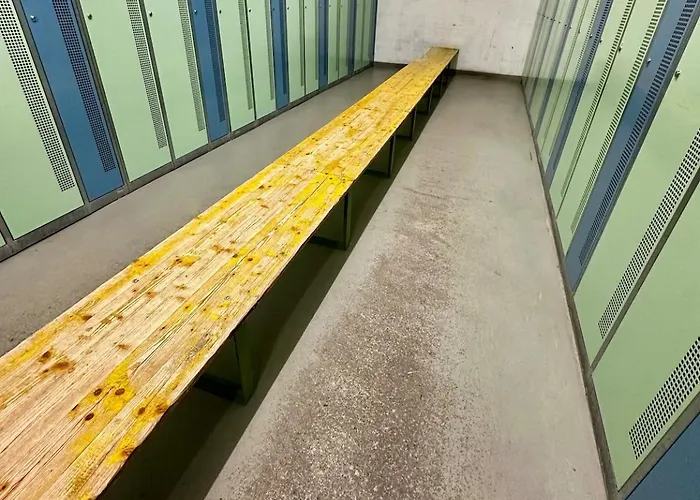 Elegant Design With Pool, Sauna, And Private Parking Appartement Laax