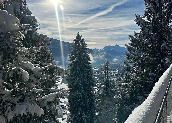 Elegant Design With Pool, Sauna, And Private Parking Appartement Laax